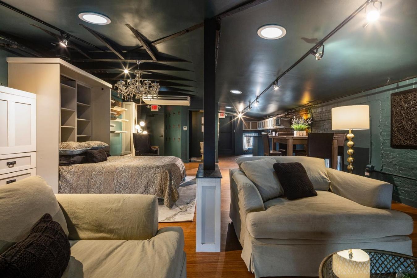 Lou Lou Lofts Apartment Louisville Bagian luar foto
